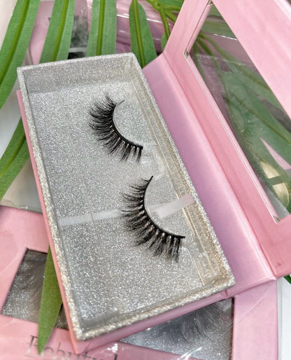 Eye lashes